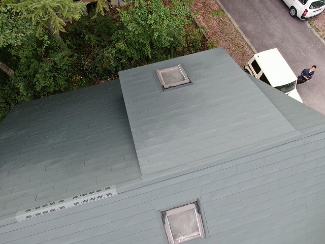 北杜市　屋根カバー工事